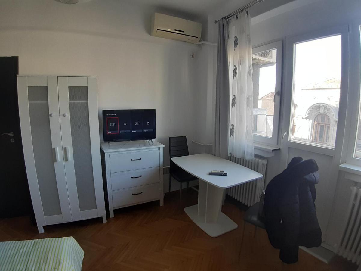דירות בוקרשט Best Apartament In Center חדר תמונה